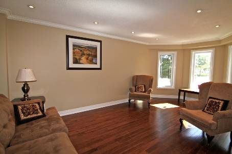 104 Coppard Ave, Markham, L3S2S6 | Image 3