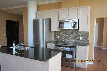 401 - 10376 Yonge St, Richmond Hill, L4C2B8 | Image 3