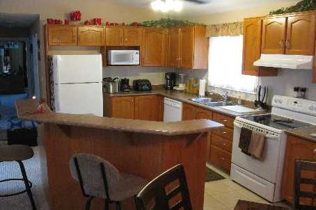 784 Rockaway Rd, Georgina, L0E1S0 | Image 3