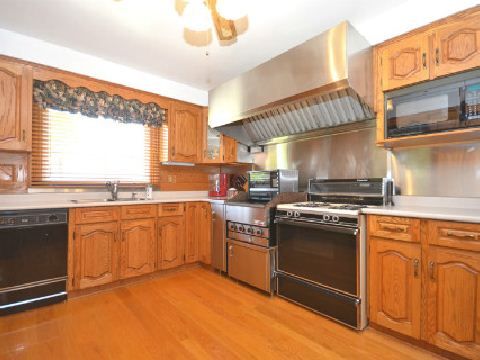 30 Patton St, King, L7B1G4 | Image 3