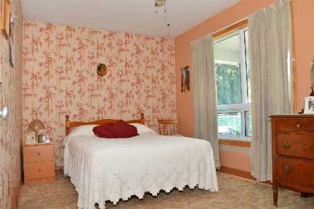 90 Rockport Cres, Richmond Hill, L4C2L8 | Image 3