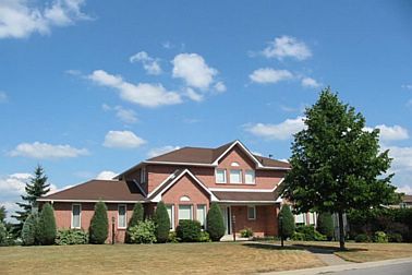 Detached House leased at 68 Autumn Way, Aurora, Ontario, L4G4P4 - Aurora Heights - MLS: N2427737