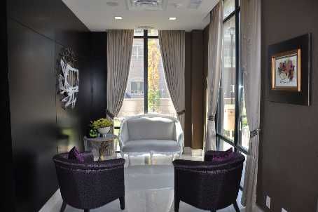 810 - 520 Steeles Ave W, Vaughan, L4J1A2 | Image 2