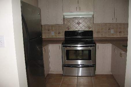 75 Shetland Cres, Vaughan, L6A3B8 | Image 2