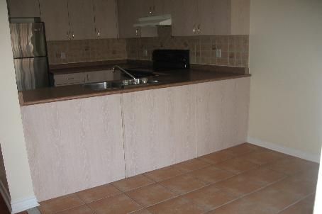 75 Shetland Cres, Vaughan, L6A3B8 | Image 3