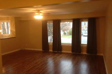 376 Agar Ave, Bradford West Gwillimbury, L3Z1H5 | Image 3