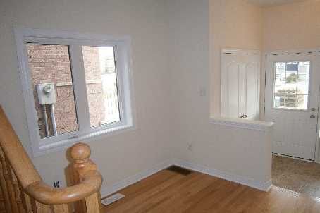 70 Lealinds Rd, Vaughan, L6A0L9 | Image 3