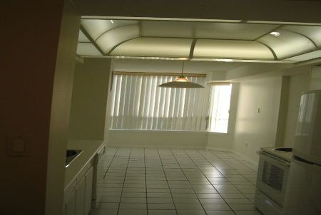 1709 - 7250 Yonge St, Vaughan, L4J7X1 | Image 3