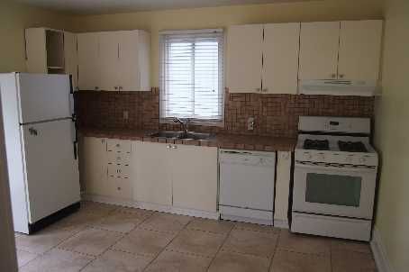 46 George St, Aurora, L4G2S2 | Image 2