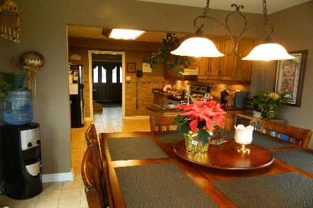 2032 Chantler St, Innisfil, L9S1B5 | Image 3