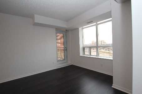 512 - 73 King William Cres, Richmond Hill, L4B0C1 | Image 3