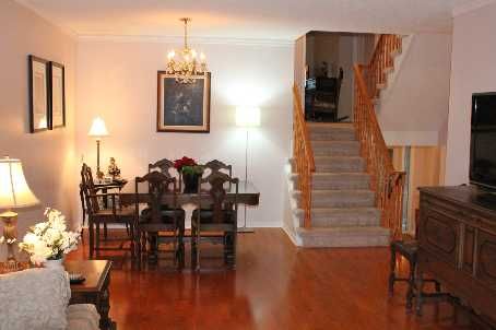 14 Kemsing Crt, Markham, L3R4P7 | Image 2