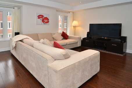 227 - 320 John St, Markham, L3T0B1 | Image 2