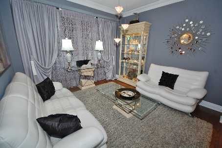 651 Via Romano Blvd, Vaughan, L6A0G1 | Image 2