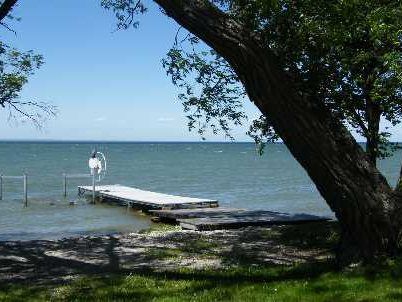 33 Lake Dr E, Georgina, L4P3E9 | Image 3