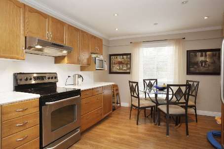 45 Drynoch Ave, Richmond Hill, L4E3E7 | Image 2