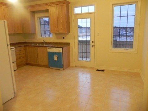 101 Alexie Way, Vaughan, L4H3V4 | Image 3