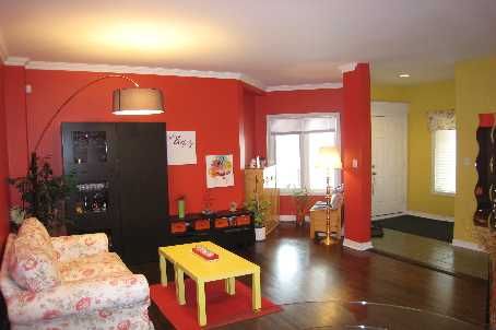 180 Rushbrook Dr, Newmarket, L3X 2E2 | Image 2