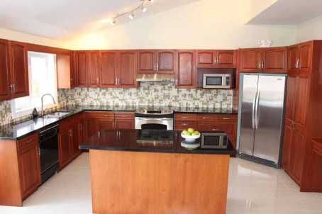 150 Strathearn Ave, Richmond Hill, L4B2L7 | Image 3