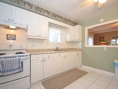 19392 Yonge St, East Gwillimbury, L9N1L7 | Image 2