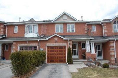 Townhouse sold at 103 Lorne Street, Brock, Ontario, L0C1H0 - Sunderland - MLS: N2612575