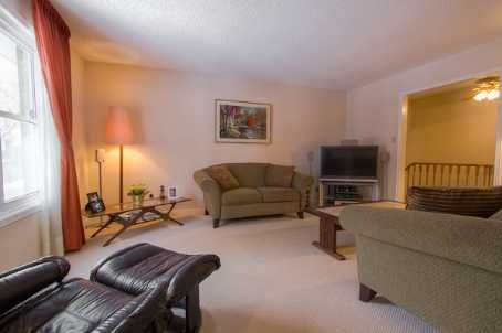 16 Milne Lane, Markham, L3P1C7 | Image 2