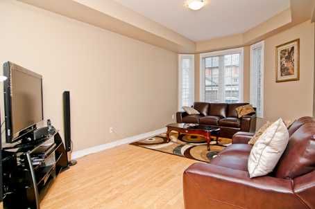 14 Duncan Rd, Markham, L6B0T4 | Image 3