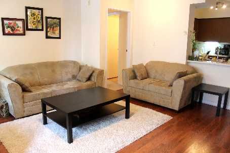 821 - 75 Weldrick Rd E, Richmond Hill, L4C0H9 | Image 3