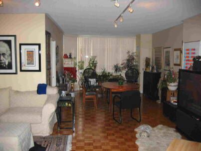 220 - 7398 Yonge St, Vaughan, L4J8J2 | Image 2