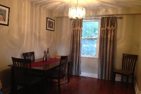 1718 John St, Markham, L3T1Y9 | Image 2