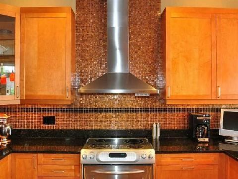 18 Sunrise Ridge Tr, Whitchurch-Stouffville, L4A0C8 | Image 2