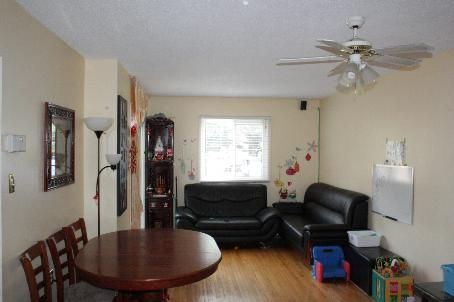 95 Miley Dr, Markham, L3R4V2 | Image 2