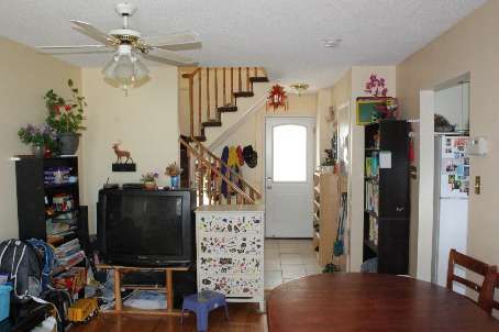 95 Miley Dr, Markham, L3R4V2 | Image 3