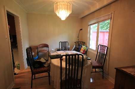 29 Bedford Park Ave, Richmond Hill, L4C2N9 | Image 3