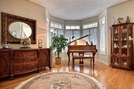 2 Catalina Cres, Richmond Hill, L4S2G2 | Image 2