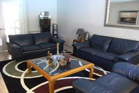 44 Lilac Ave, Markham, L3T5K2 | Image 2