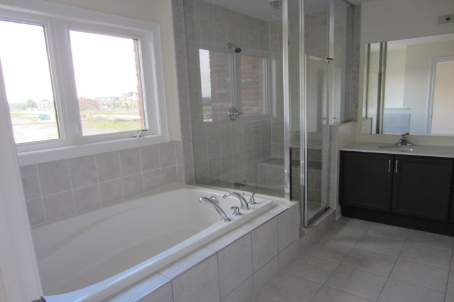 283 John Davis Gate, Whitchurch-Stouffville, L4A1T5 | Image 3