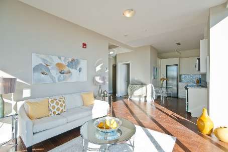 703 - 10376 Yonge St, Richmond Hill, L4C3B8 | Image 3