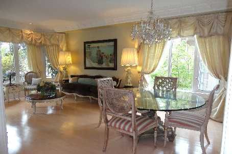 61 Woodland Trail Crt, Vaughan, L4L9H9 | Image 2