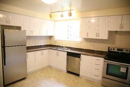 165 Krieghoff Ave, Markham, L3R1W2 | Image 3