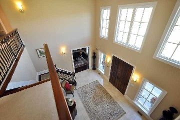 65 Kingswood Dr, King, L7B1K8 | Image 2