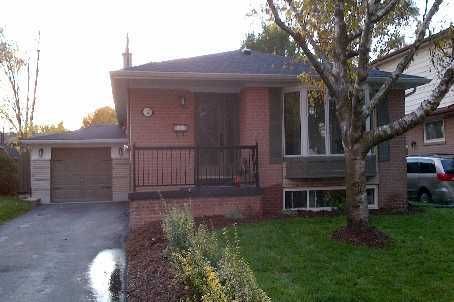 Detached House sold at 32 Collins Crescent, Aurora, Aurora Heights, L4J 2Y - MLS: N2766300