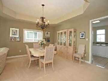 79 Boxwood Cres, Markham, L3S3V1 | Image 3