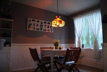 97 Park Cres, Richmond Hill, L4E3J5 | Image 2