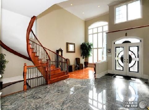 78 Yongehurst Rd, Richmond Hill, L4C3T2 | Image 2