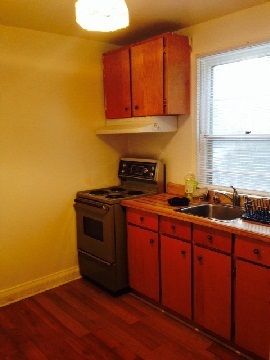 84 Lawrence Ave, Richmond Hill, L4C1Z3 | Image 3