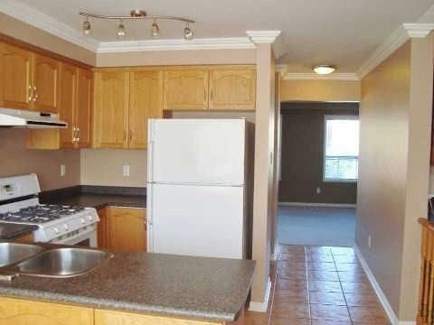 118 Mugford Rd, Aurora, L4G 7J8 | Image 2