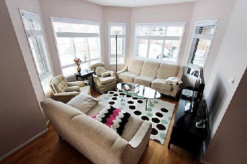 59 - 735 New Westminster Dr, Vaughan, L4J7X3 | Image 2