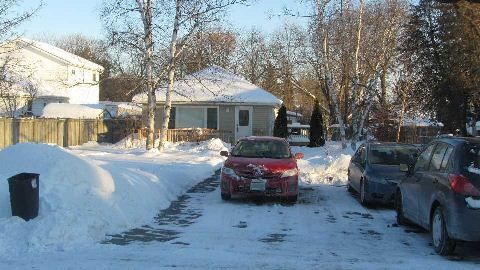 931 Goldie St, Innisfil, L0L1C0 | Image 2