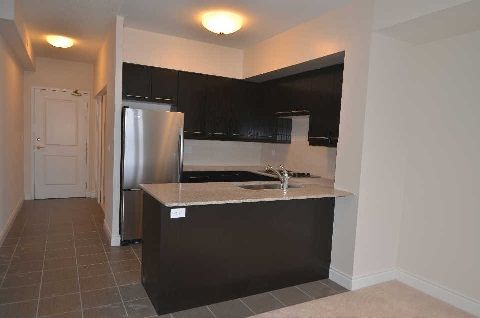 1020 - 11211 Yonge St, Richmond Hill, L4S 0E9 | Image 3